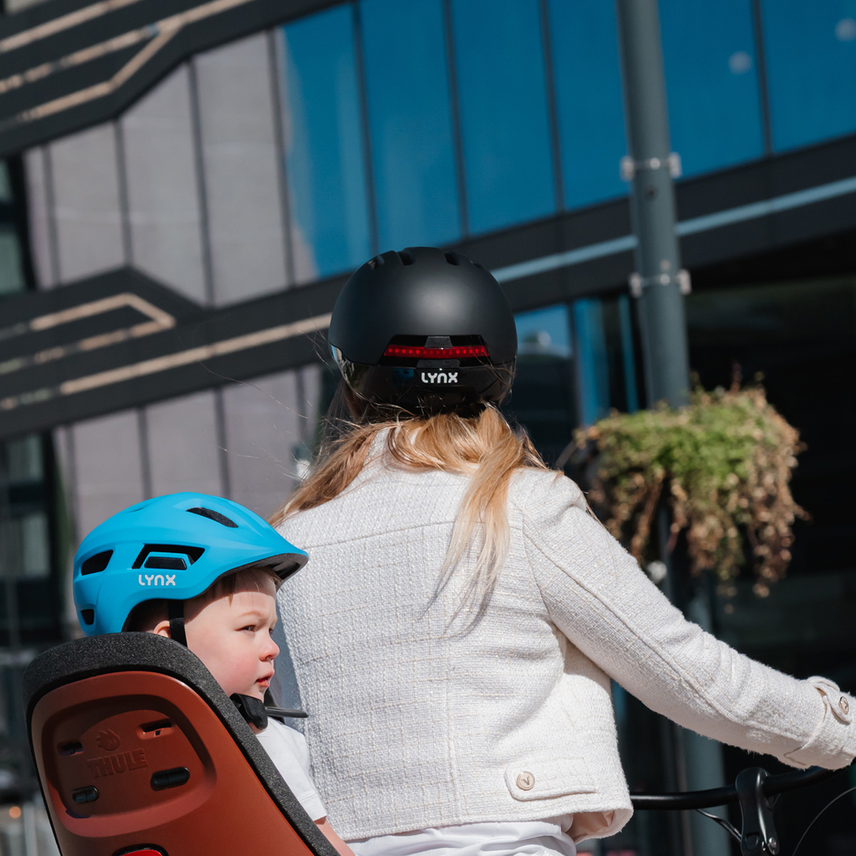 619122.BLA LYNX Fahrradhelm Citylight (L) 59-62 cm