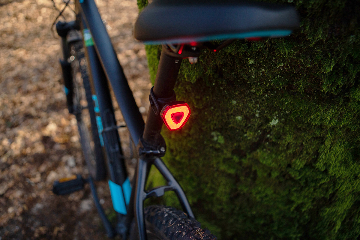 429743.R LYNX Rücklicht USB